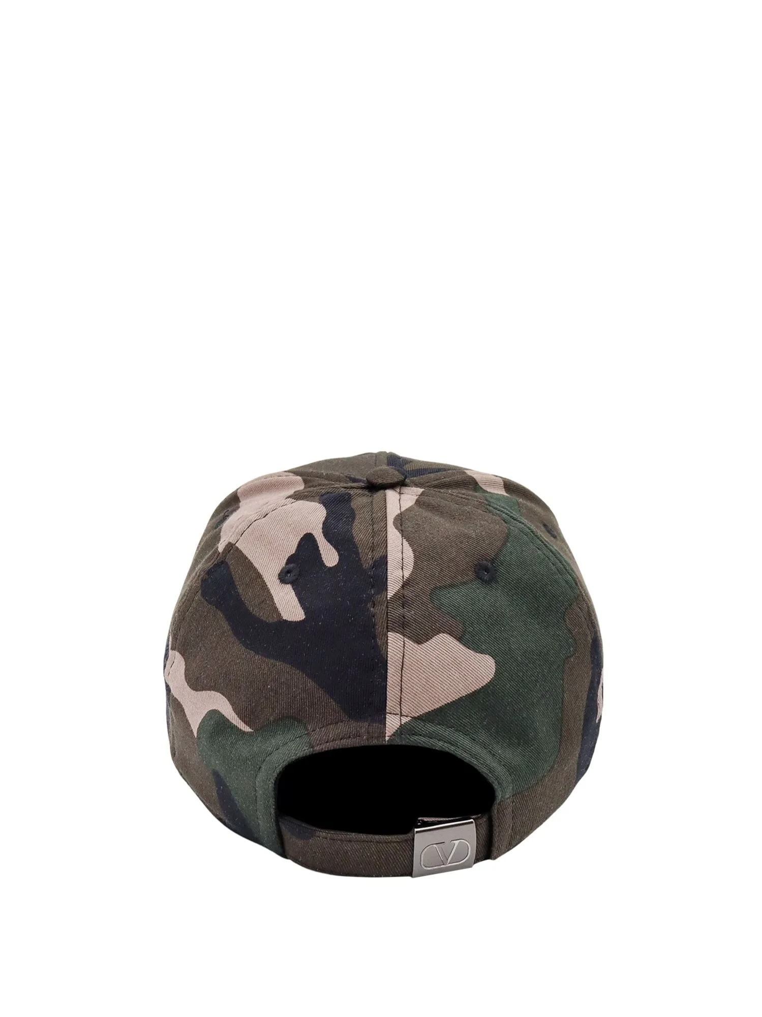 Baseball cap in camouflage pattern