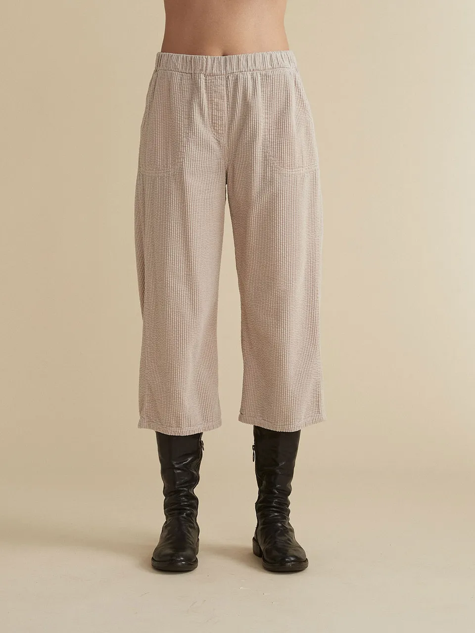 Cut Loose Lux Cord Easy Crop Pant