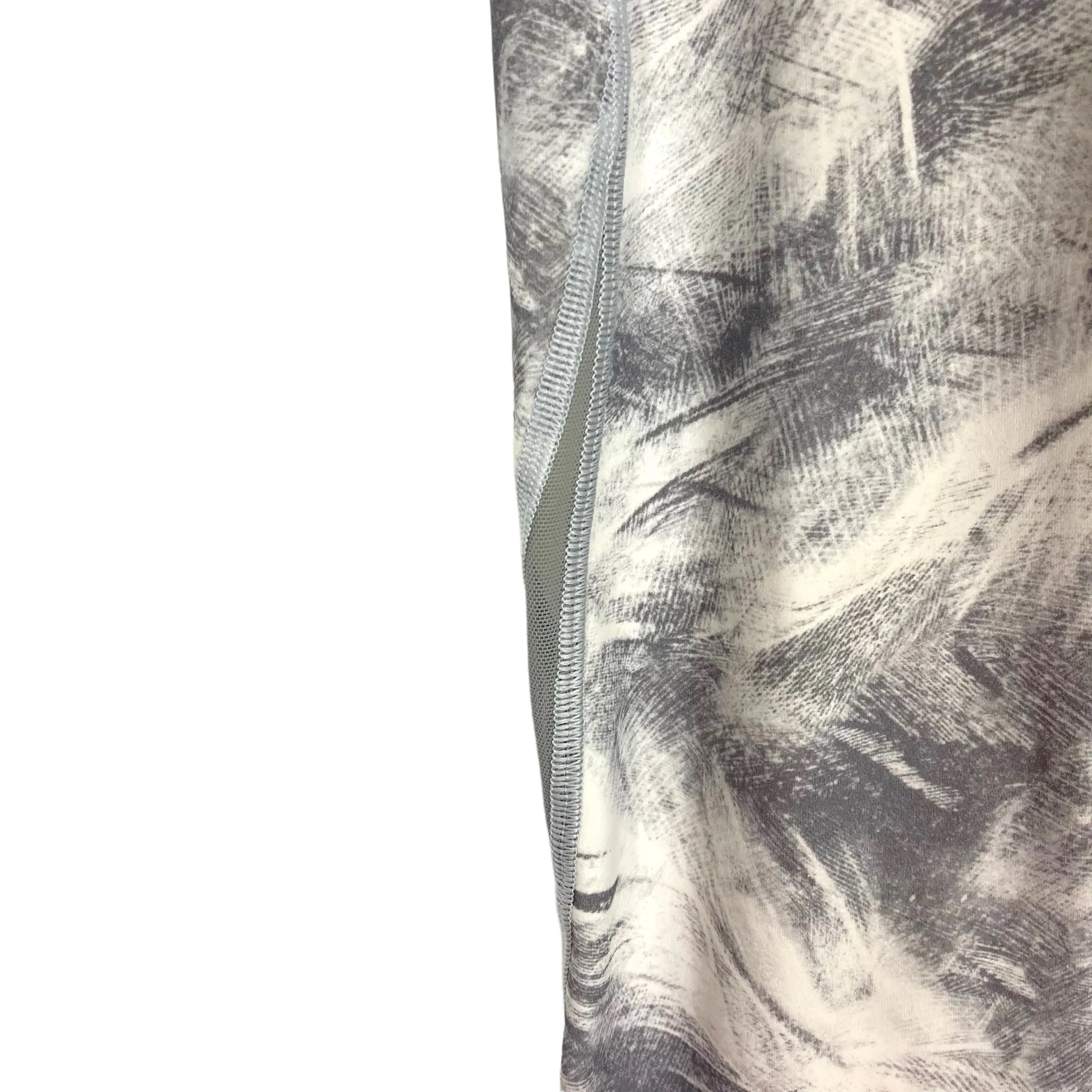 Lululemon White Grey Leaf Print Leggings Size 4 - Inseam 23.5.