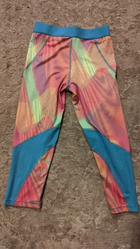 Nike Hypercool Dri Fit 3/4 Leggings for Girls