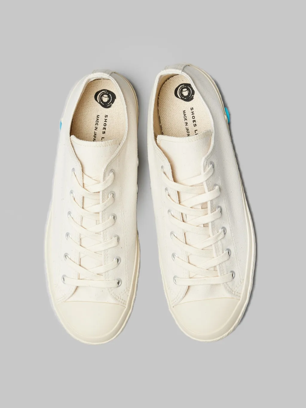 White Shoes Like Pottery Low Sneaker