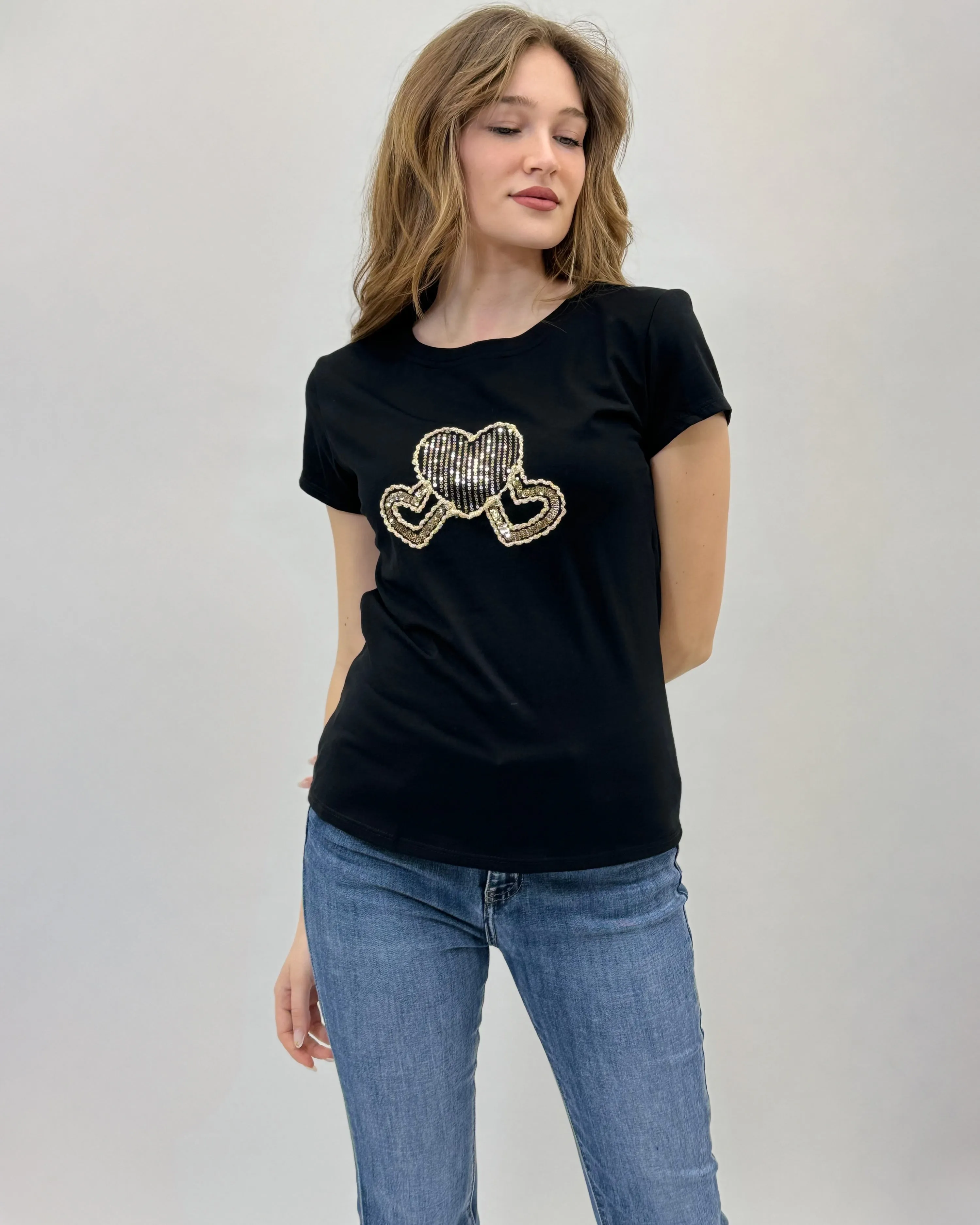 cotton t-shirt with three heart details