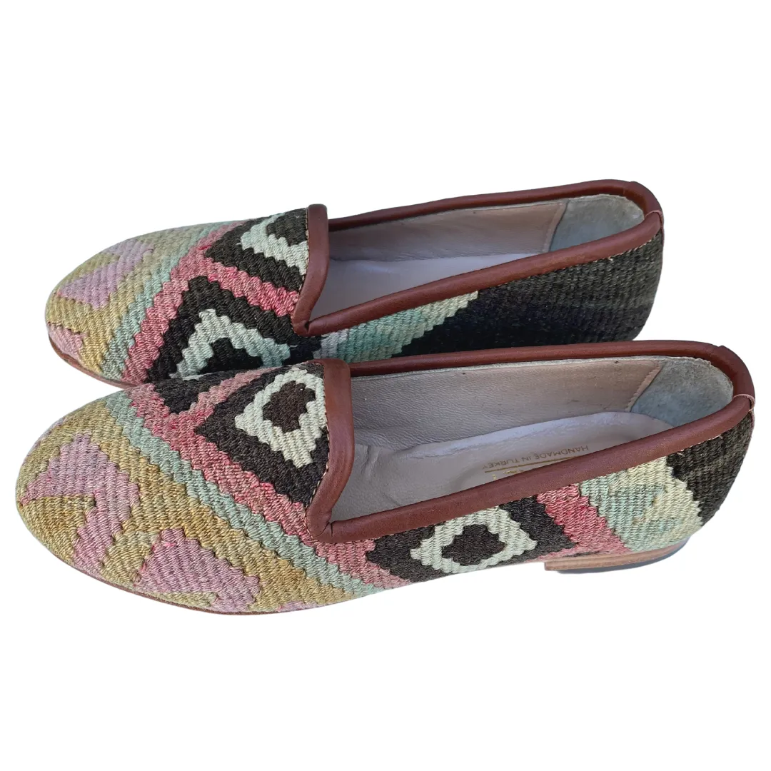 Turkish Kilim Loafer: Women's Brown & Pink Palette