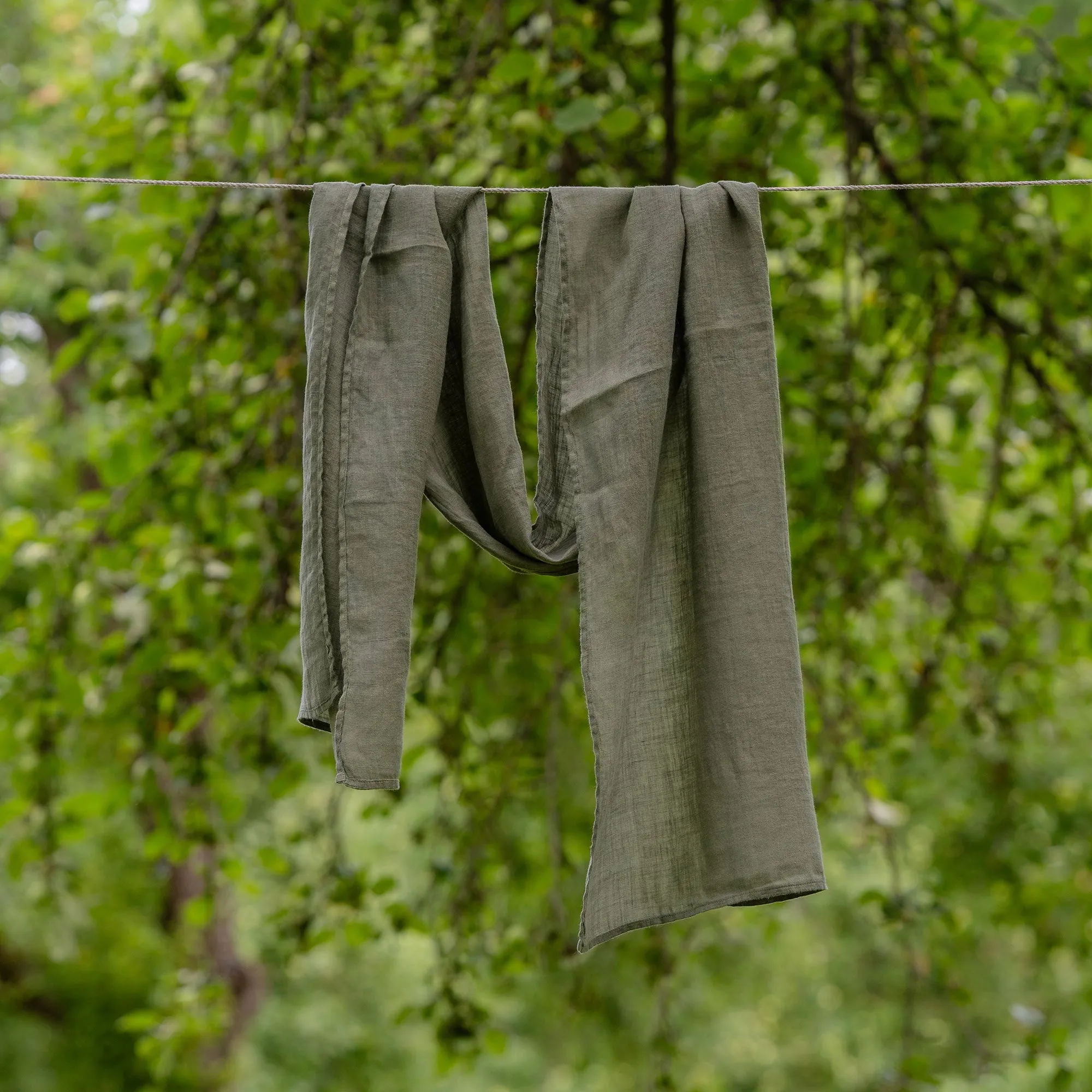 Gender-Neutral Linen Scarf