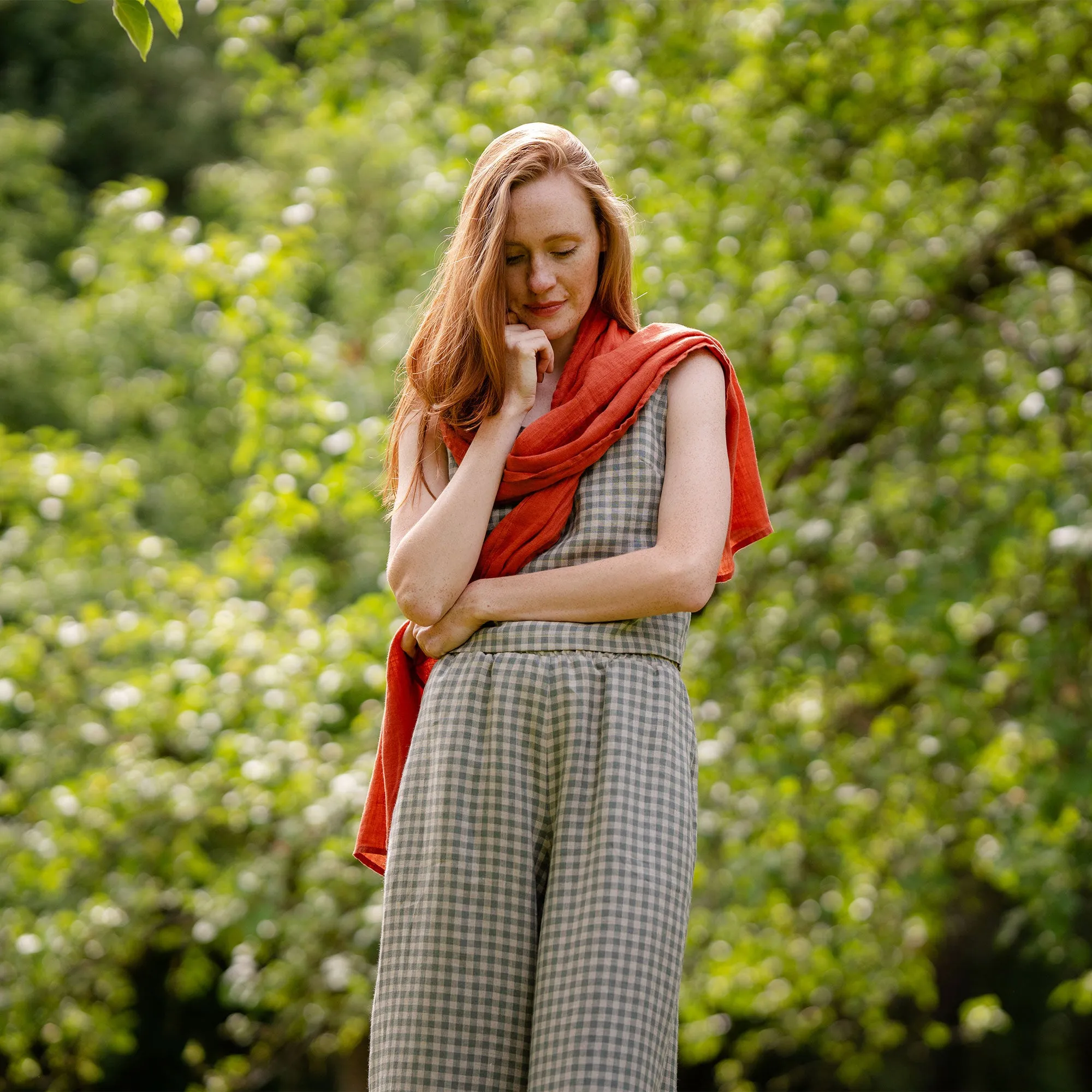 Gender-Neutral Linen Scarf