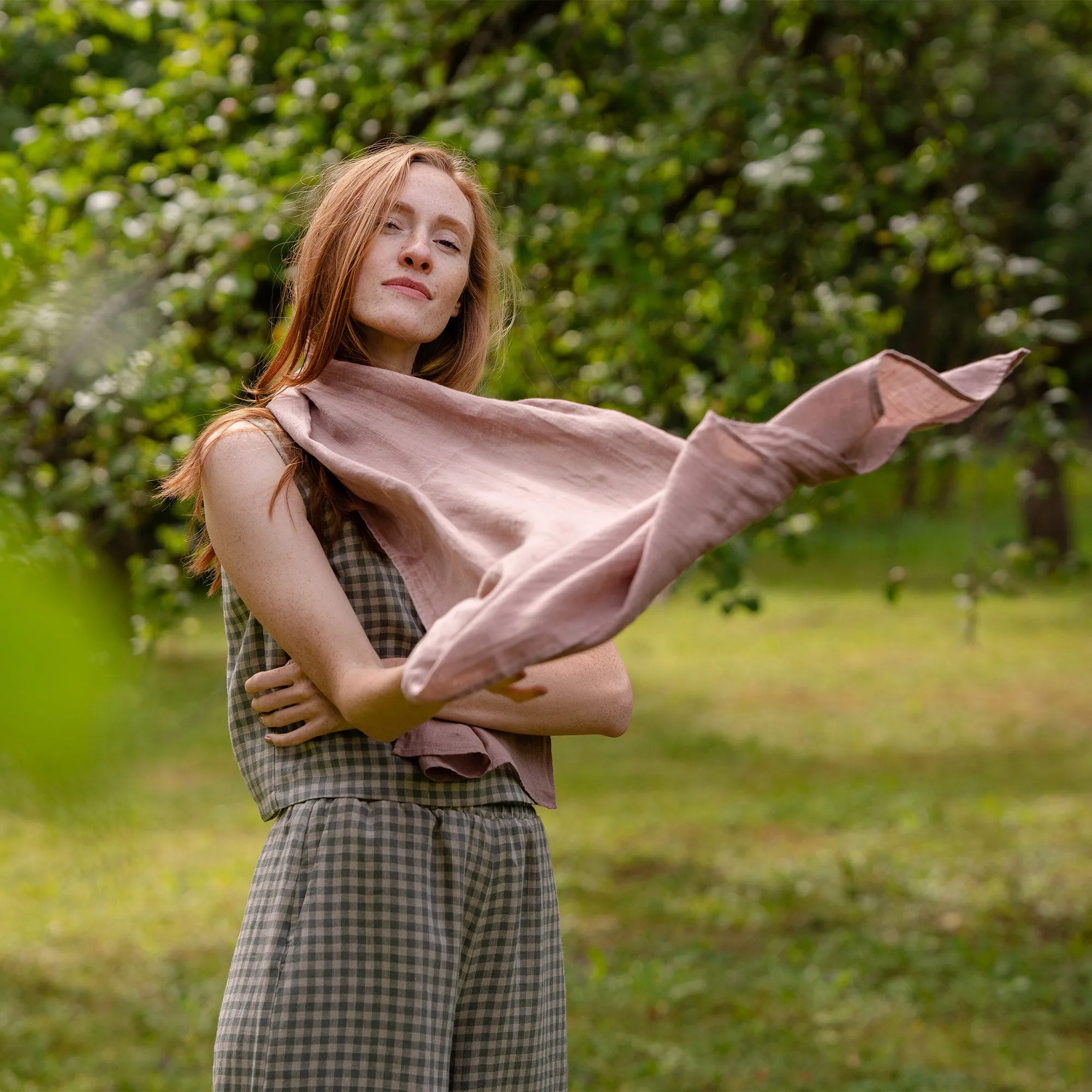 Gender-Neutral Linen Scarf