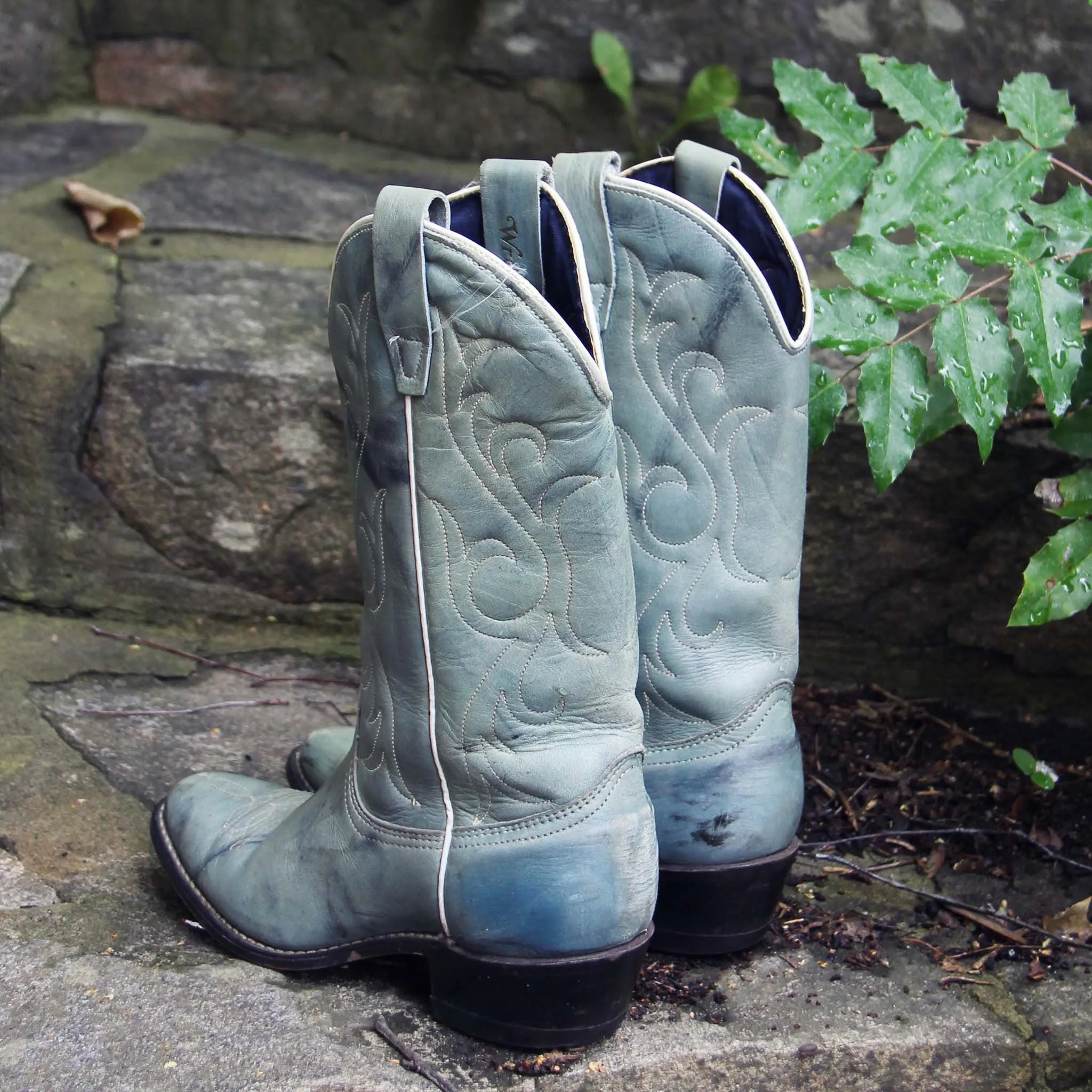 Vintage Cowboy Boots for Sale - Misty Morning Style