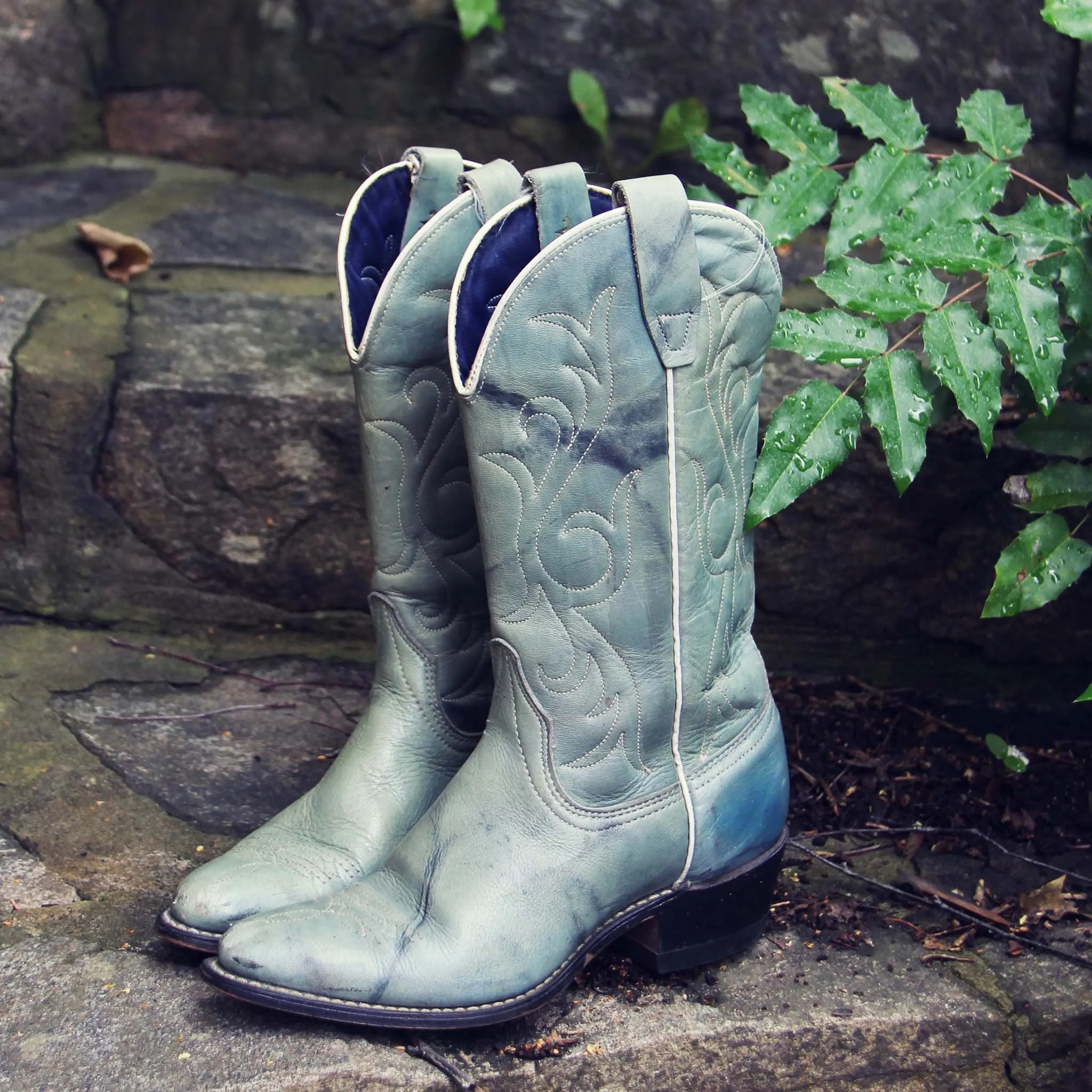 Vintage Cowboy Boots for Sale - Misty Morning Style